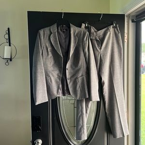 Emily pantsuit size 12 blackish gray